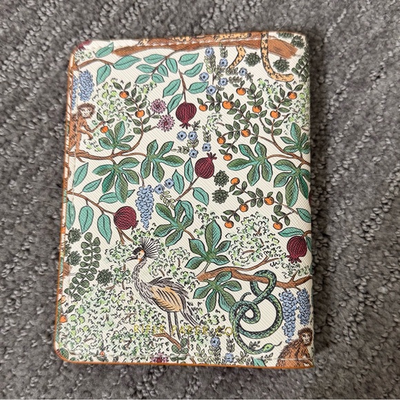 NEW Rifle Paper Co. Safari Passport Holder - Picture 5 of 6